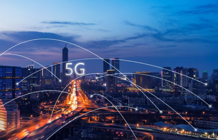 無線通信技術(shù)應(yīng)用于多個領(lǐng)域，已經(jīng)成為人們?nèi)粘＝涣?、商業(yè)合作以及創(chuàng)新研究的基石。