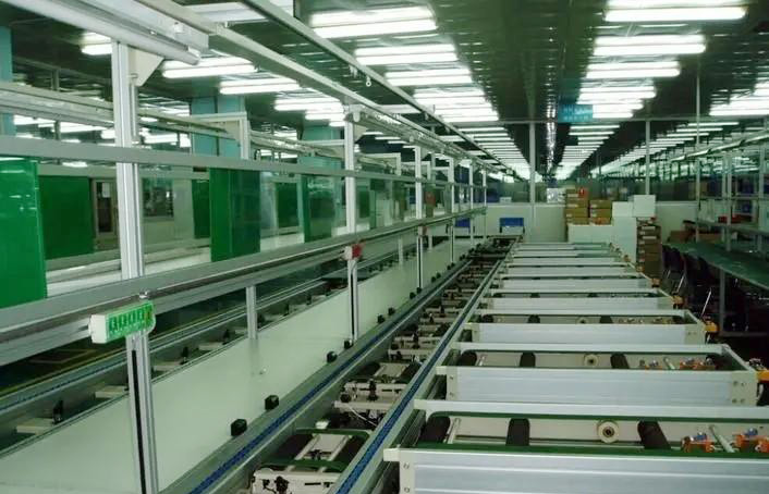 自動化生產(chǎn)線技術(shù)的出現(xiàn)，為工業(yè)領域帶來新的發(fā)展，保證員工安全