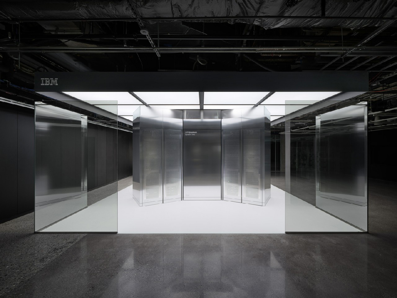 規(guī)模較目前高出一個(gè)數(shù)量級(jí)，消息稱 IBM 將聯(lián)手日本 AIST 建設(shè)下代量子計(jì)算機(jī)