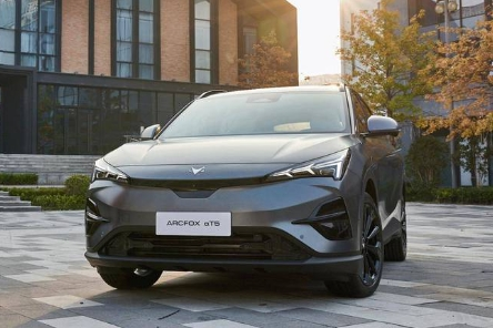 深度解析北汽極狐，狐阿爾法T5如何將舒適駕乘與綠色出行結(jié)合