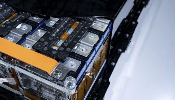 【電動(dòng)車(chē)和能效亮點(diǎn)】Sakuu和SK On合作推動(dòng)電動(dòng)汽車(chē)的電池制造